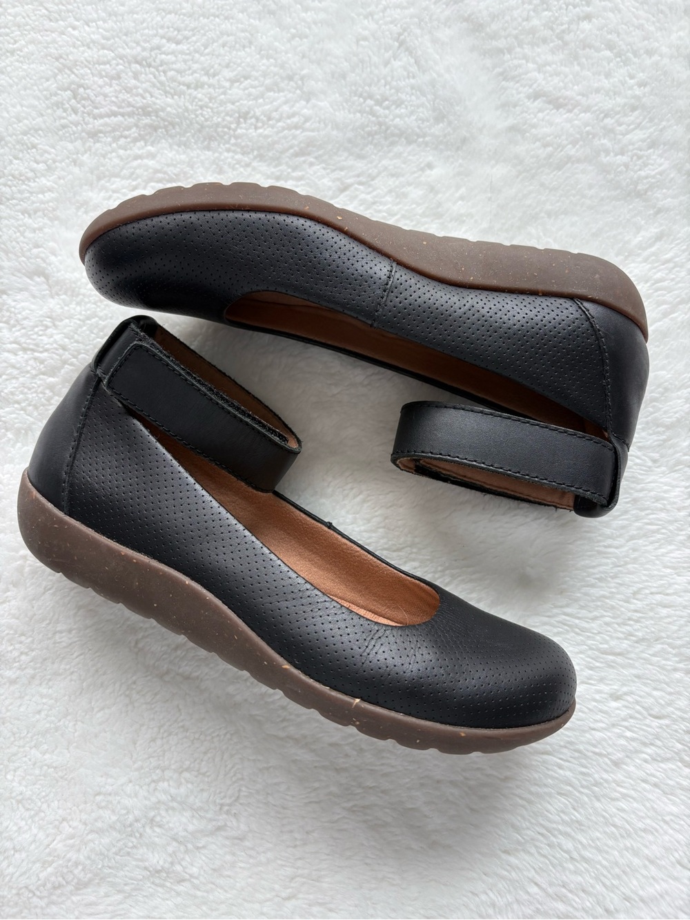 Clarks Medora Nina Black Perforated Ankle-Strap Ballet Flats - Picture 3 of 8